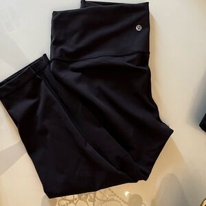 Lululemon Wunder Train sz 14 25”